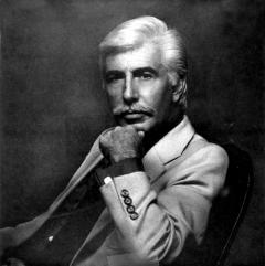 Luis Iriondo Etxaniz (Azkoitia, 1931).