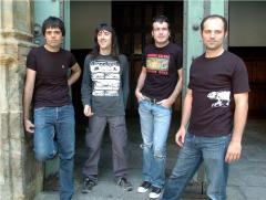 Joseba Ponce, Mikel Kazalis, Fernando Gimeno eta Galder Izagirre, Kuraia taldeko lau kideak (2005). Argazkia: Jon Hernaez / Argazki Press