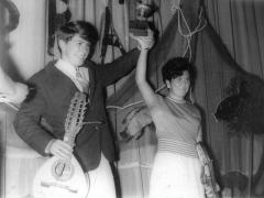 Portugaleteko Abra jaialdian, lehen saria eskuratu ondoren, 1970ean.